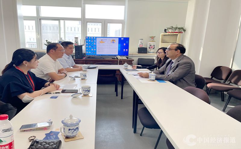 21博鳌国际美食文化论坛组委会理事长高福拜会联合国教科文组织驻华代表处.jpg