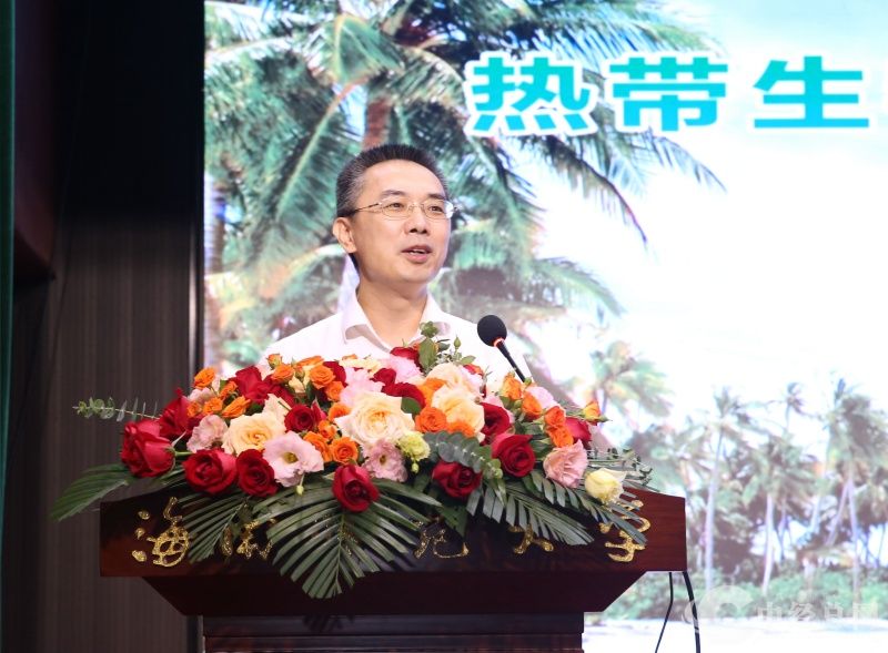 官业军发表讲话.jpg