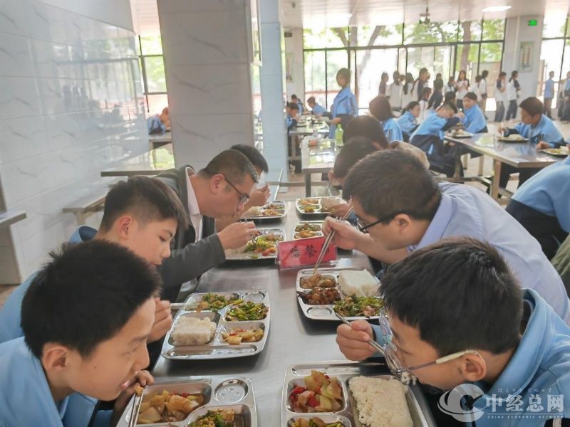 1744189120538398.jpg 2.jpg