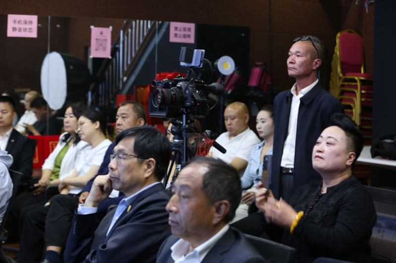 1745897674863243.jpg 22.jpg