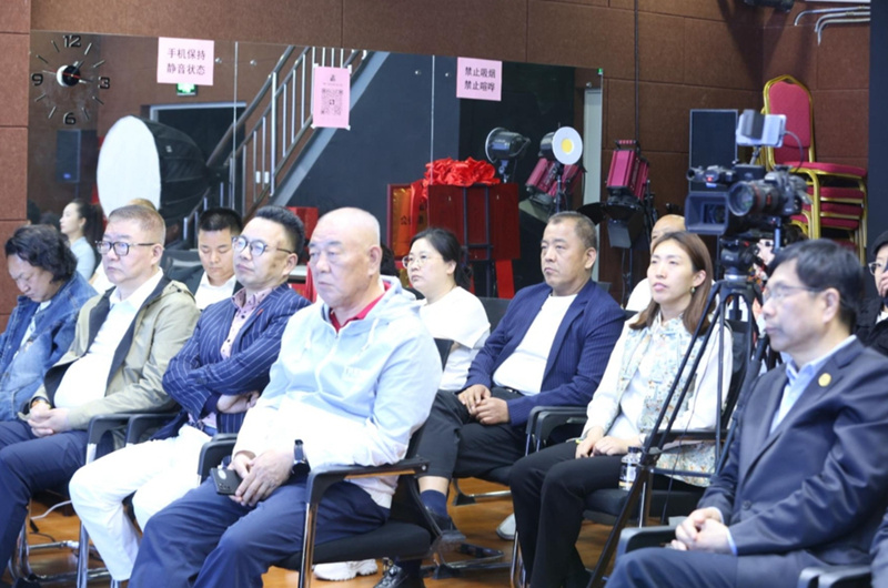 1745897682905043.jpg 23.jpg