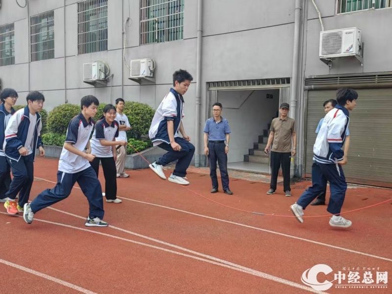 1748412501444367.jpg 3.jpg