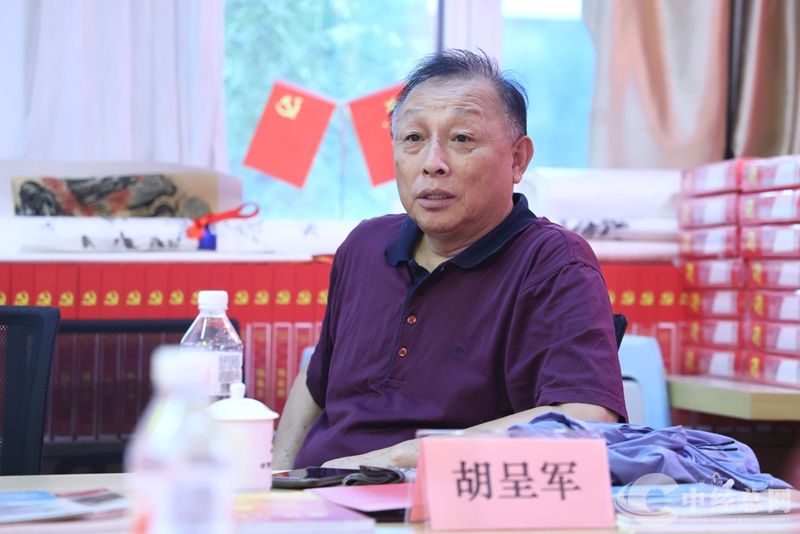 1757313282998726.jpg c5f5eafe88e445dce11e107856f9c57.jpg