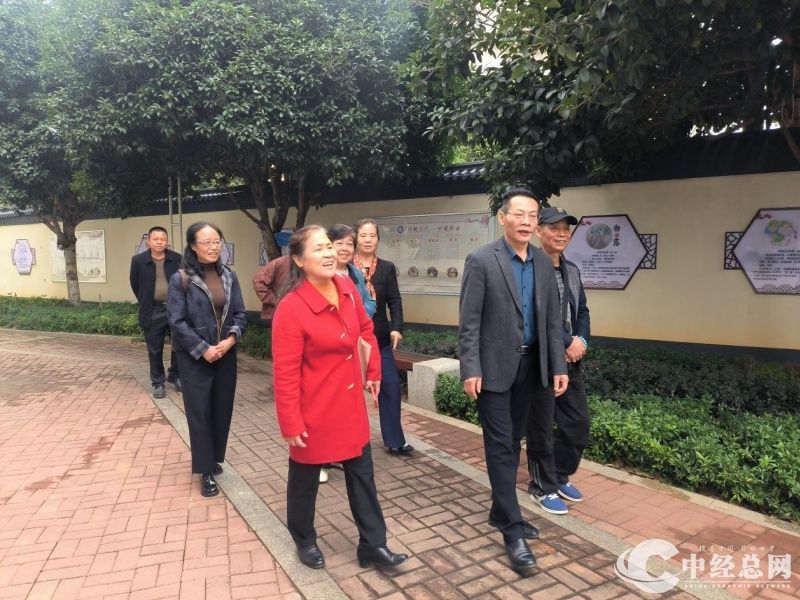 1761813611472279.jpg 4.jpg