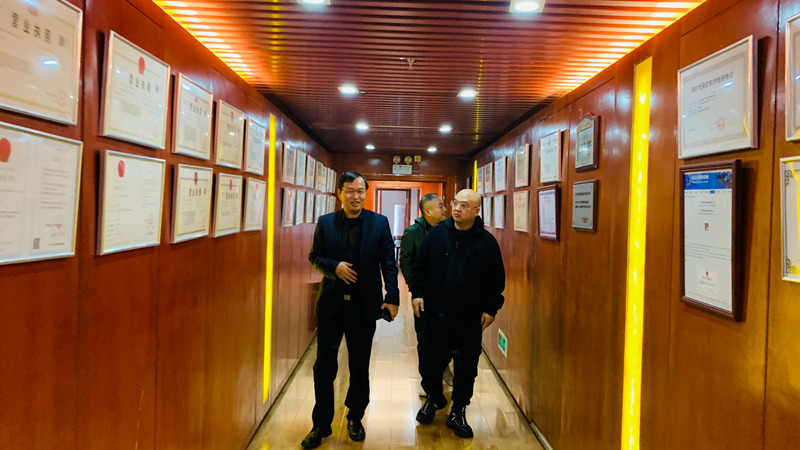 1763302596552600.jpg 46de5b12ac9007ce6c5b14187cbf6fe1.jpg